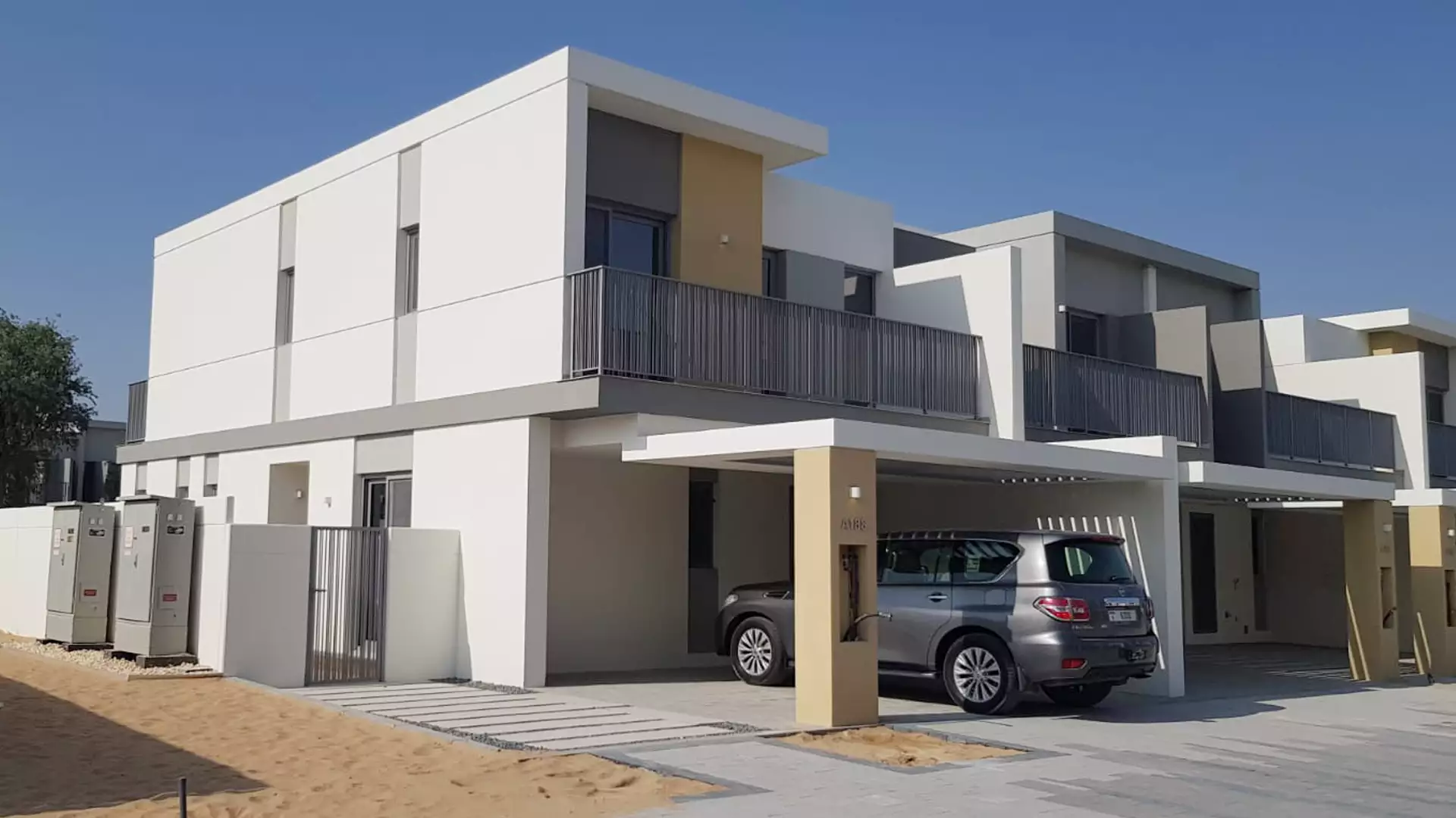 Edge-Realty-Sophisticated 4 Bedroom Villa for Rent in Tilal Al Ghaf